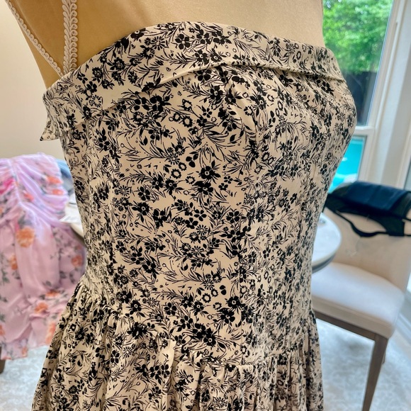 Wayf Fit and flare dress floral pattern - Picture 6 of 6